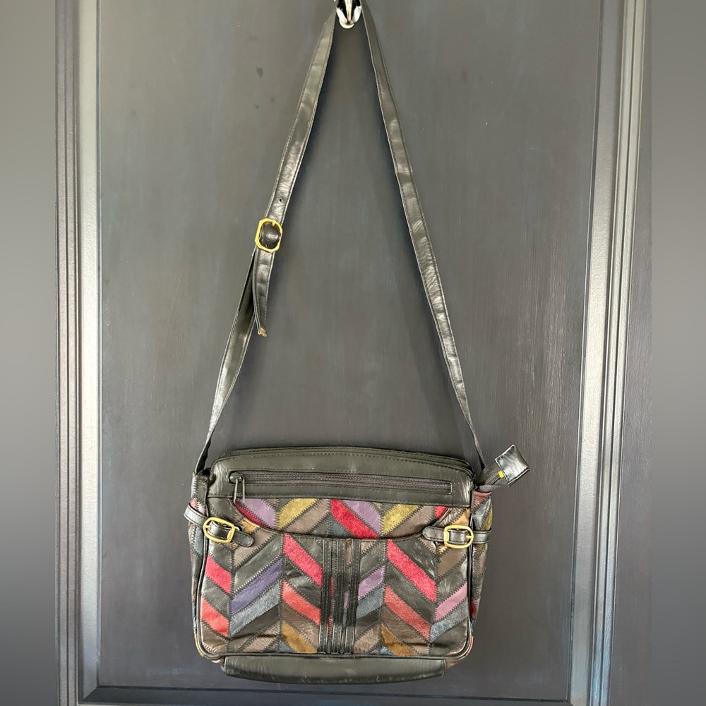 Vintage Chevron Pattern Patchwork Crossbody Bag - image 2